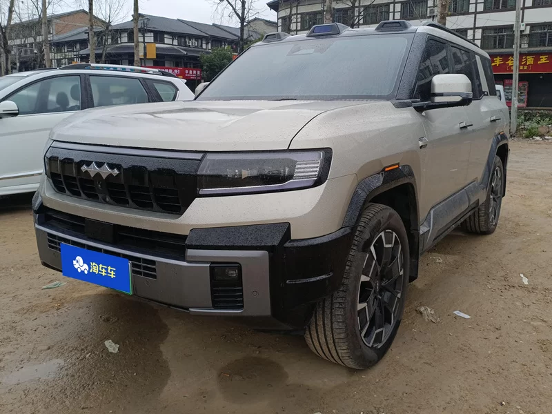 FangChengBao Leopard 8 2025 car image #2