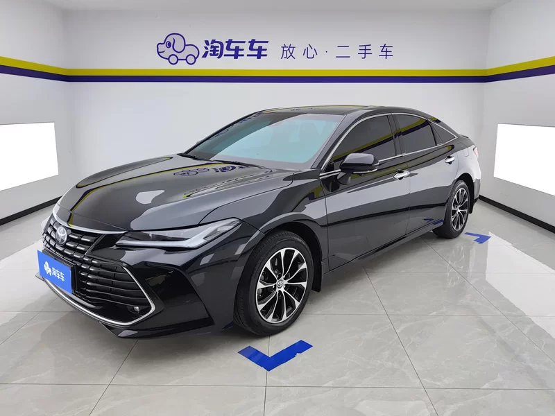 Toyota Avalon 2023 car image #2