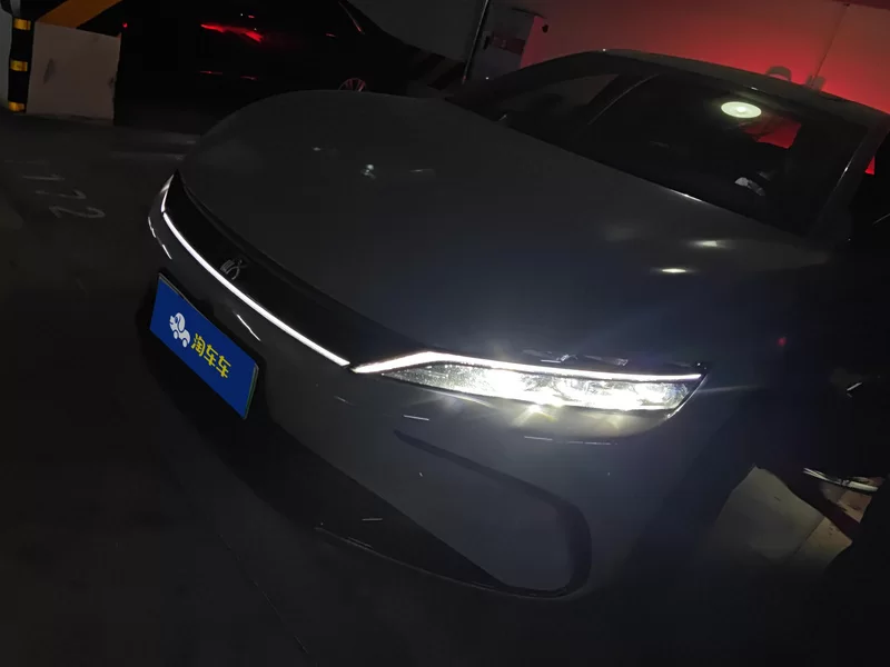 BYD Han 2025 #2 BYD Han 2025 car image #2