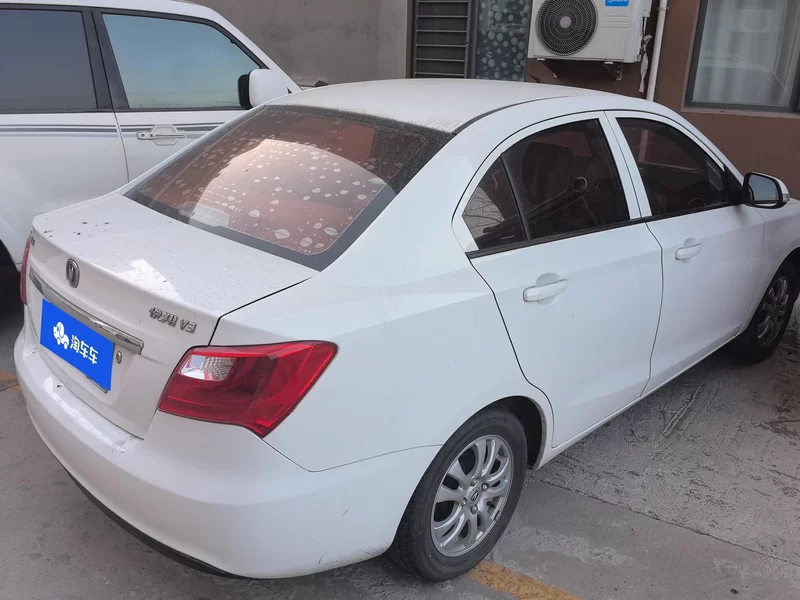 Changan Alsvin V3 2017 car image #2