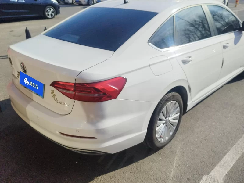 Volkswagen Lavida 2019 car image #2