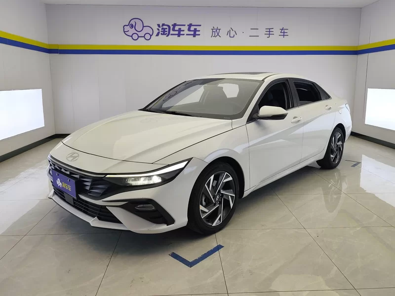 Hyundai Elantra 2023 car image #2