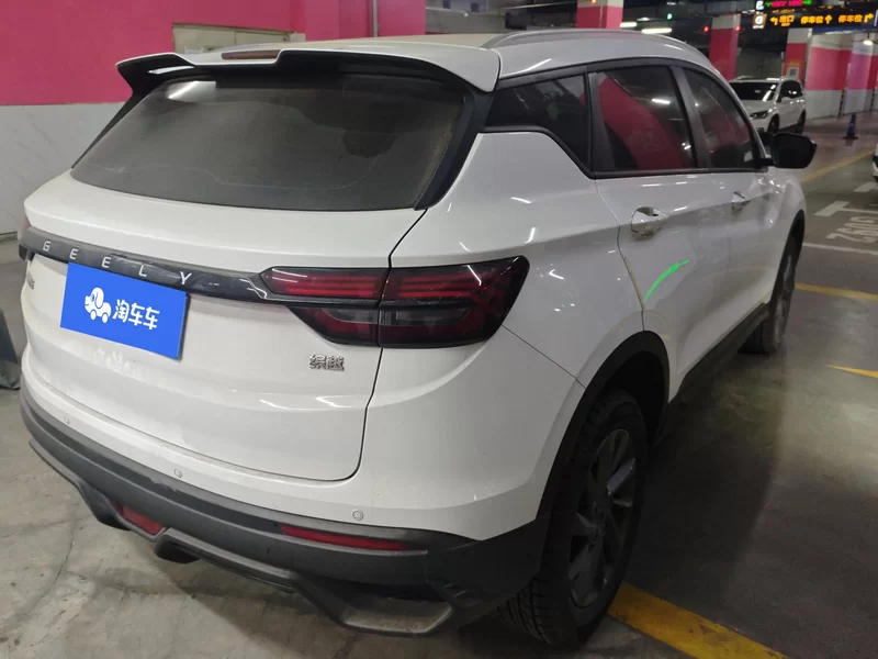 GEELY Coolray 2024 изображение автомобиля #2