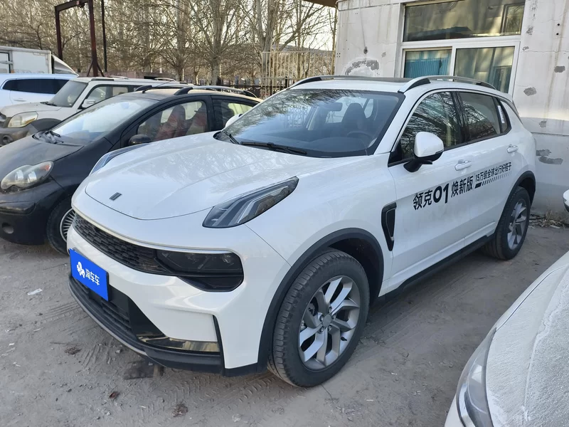 Lynk & Co 01 2024 #2 Lynk & Co 01 2024 car image #2
