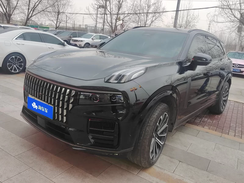 Lynk & Co 2023 #2 Lynk & Co 2023 car image #2