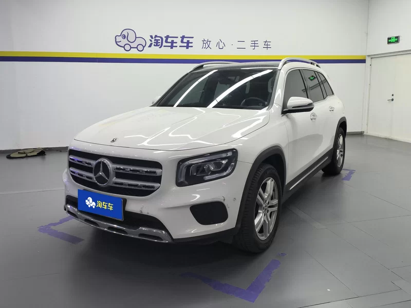 Mercedes-Benz GLB Class 2022 car image #2