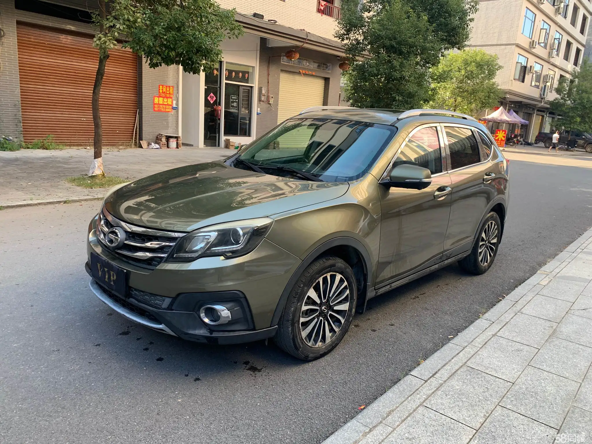 GAC Trumpchi GS5 Super 2015 car image #2