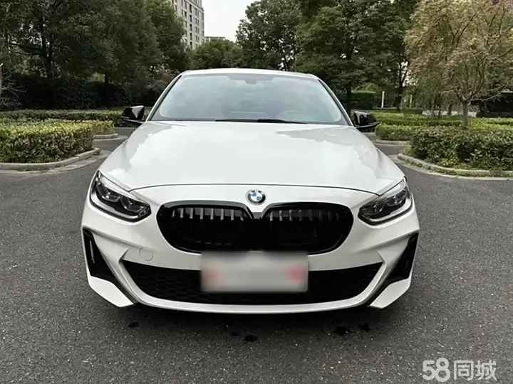 BMW 1 Series 2022 car image #2