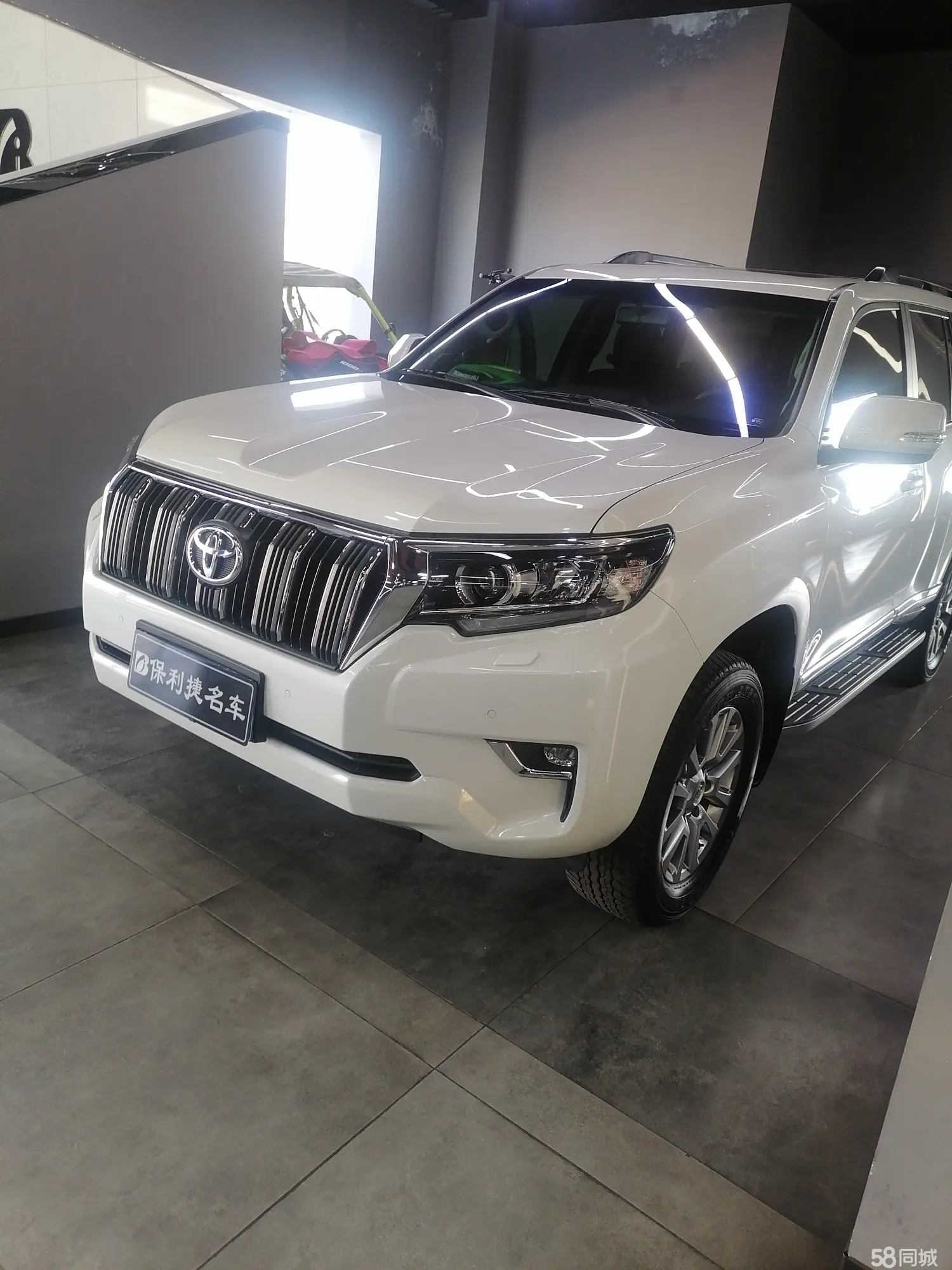 Toyota Land Cruiser Prado 2017 #2 Toyota Land Cruiser Prado 2017 car image #2