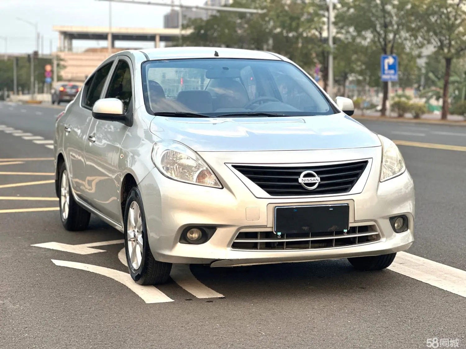 日产 阳光 2012 汽车图片 #2