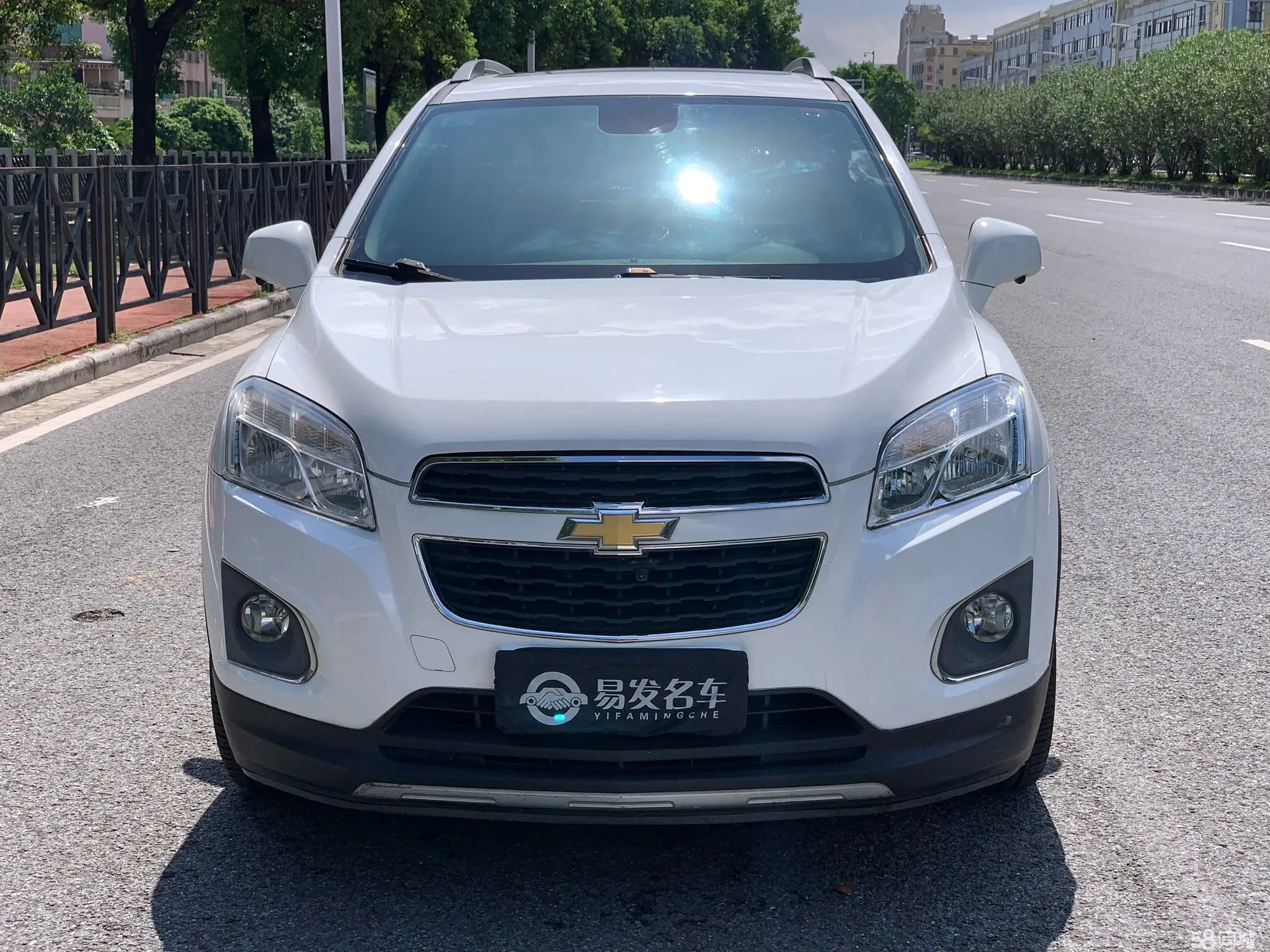 Chevrolet Tracker 2015 #2 Chevrolet Tracker 2015 car image #2