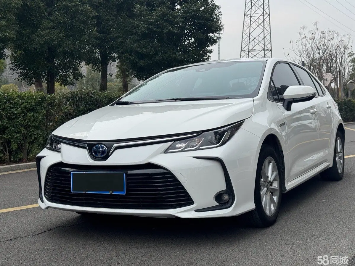 Toyota Corolla 2025 car image #2