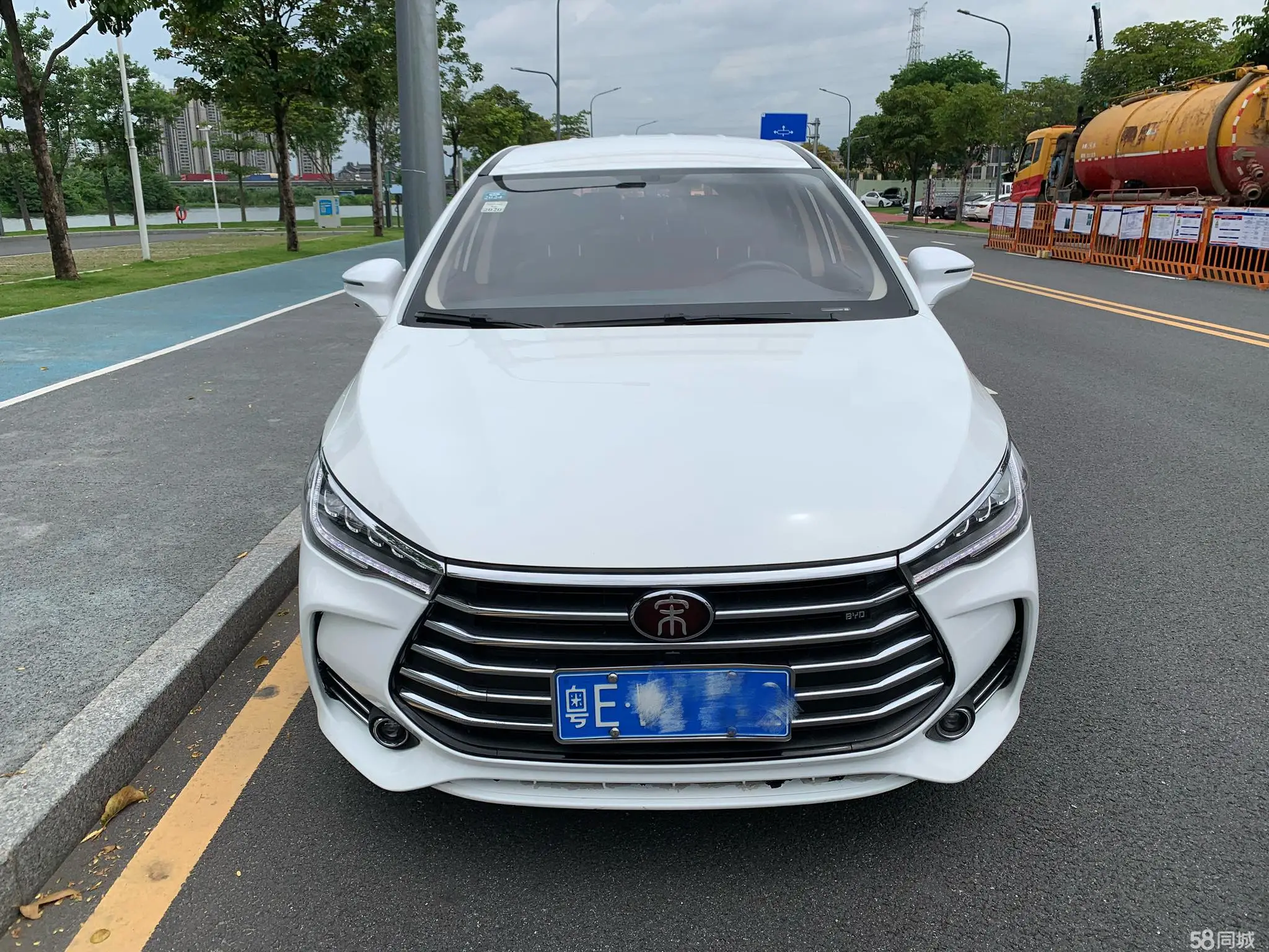 BYD Song MAX 2018 car image #2