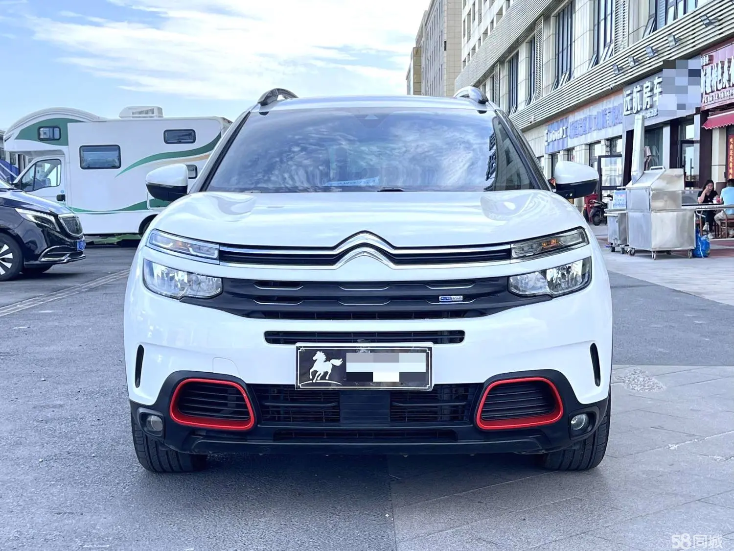 Citroen C5 AIRCROSS 2018 car image #2