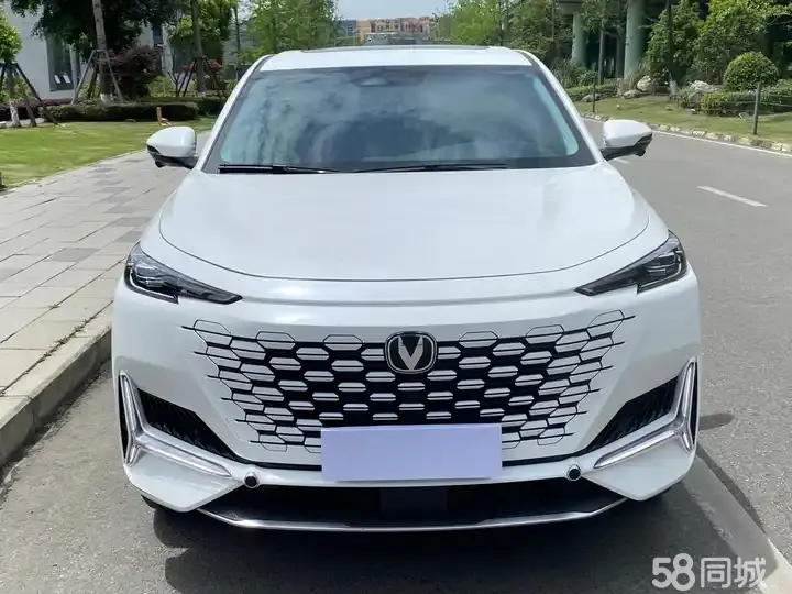 Changan UNI-K 2024 #2 Changan UNI-K 2024 car image #2