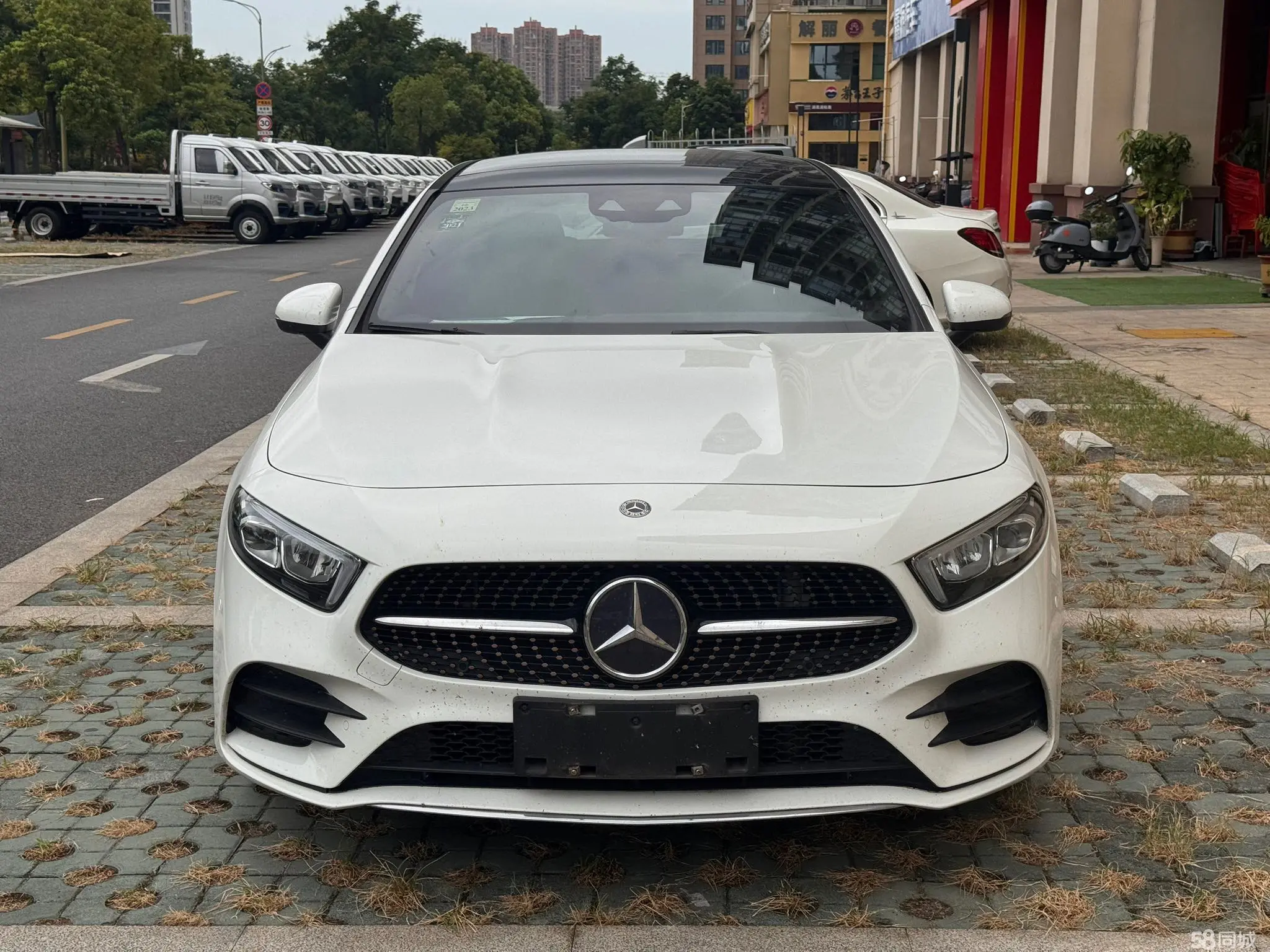 Mercedes-Benz A Class 2018 car image #2