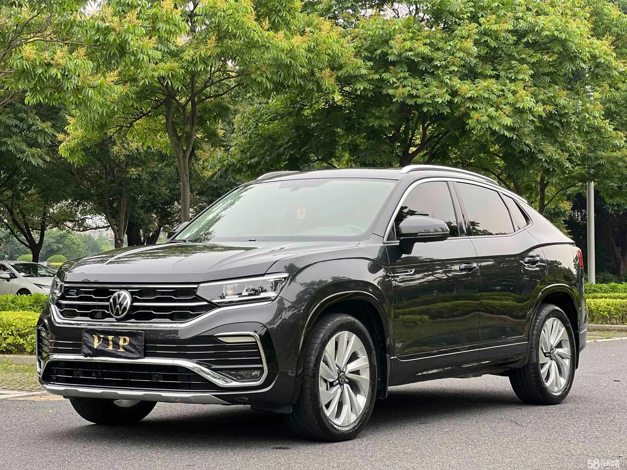 Volkswagen Tayron X 2022 car image #2