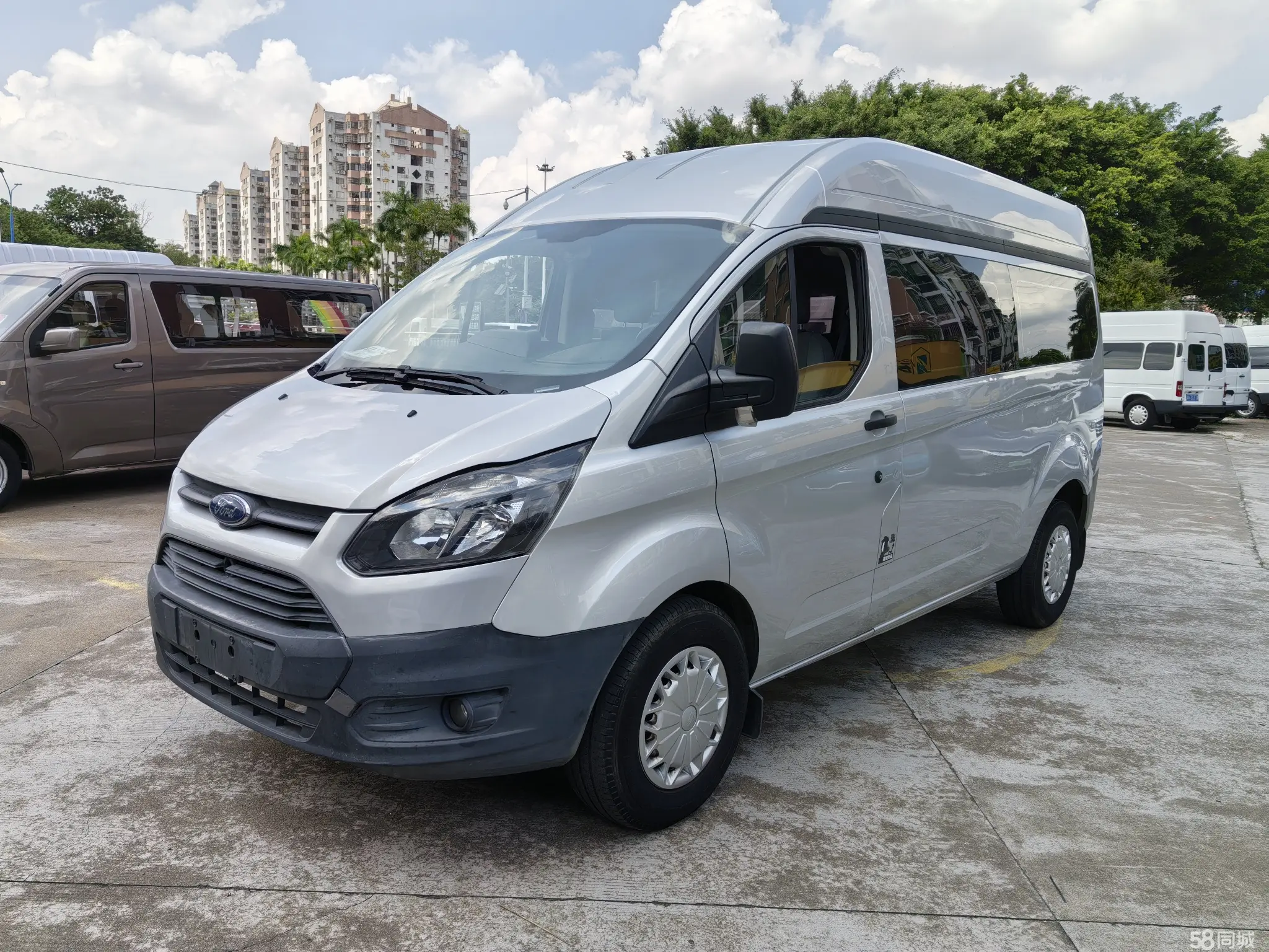Ford Transit 2018 immagine di auto #2