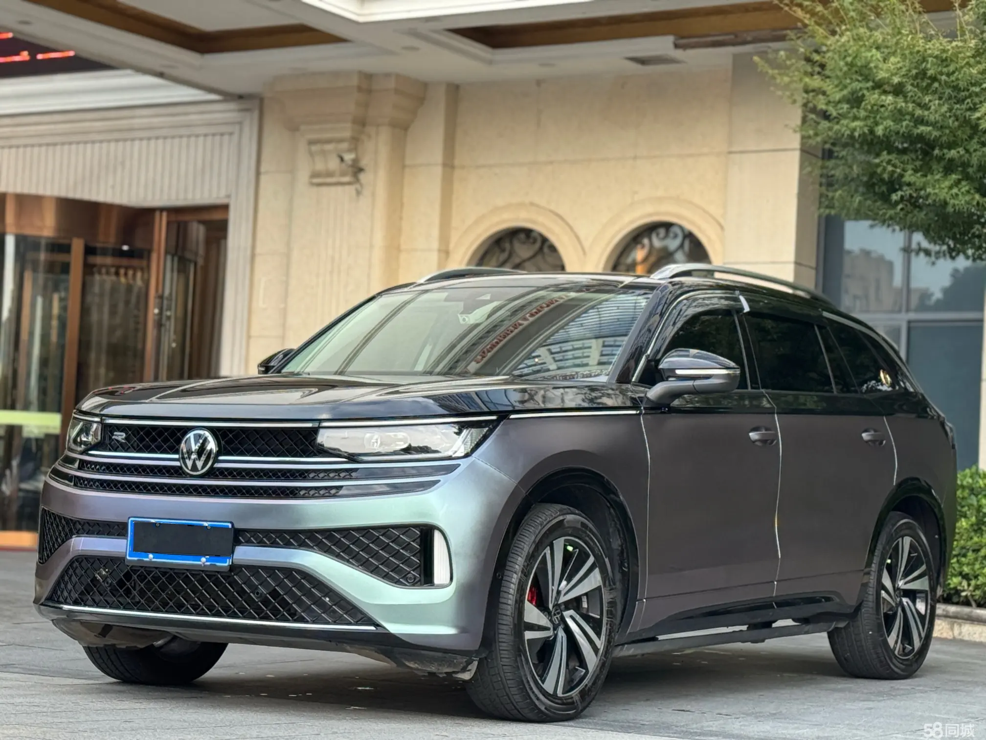 Volkswagen Tavendor 2023 car image #2