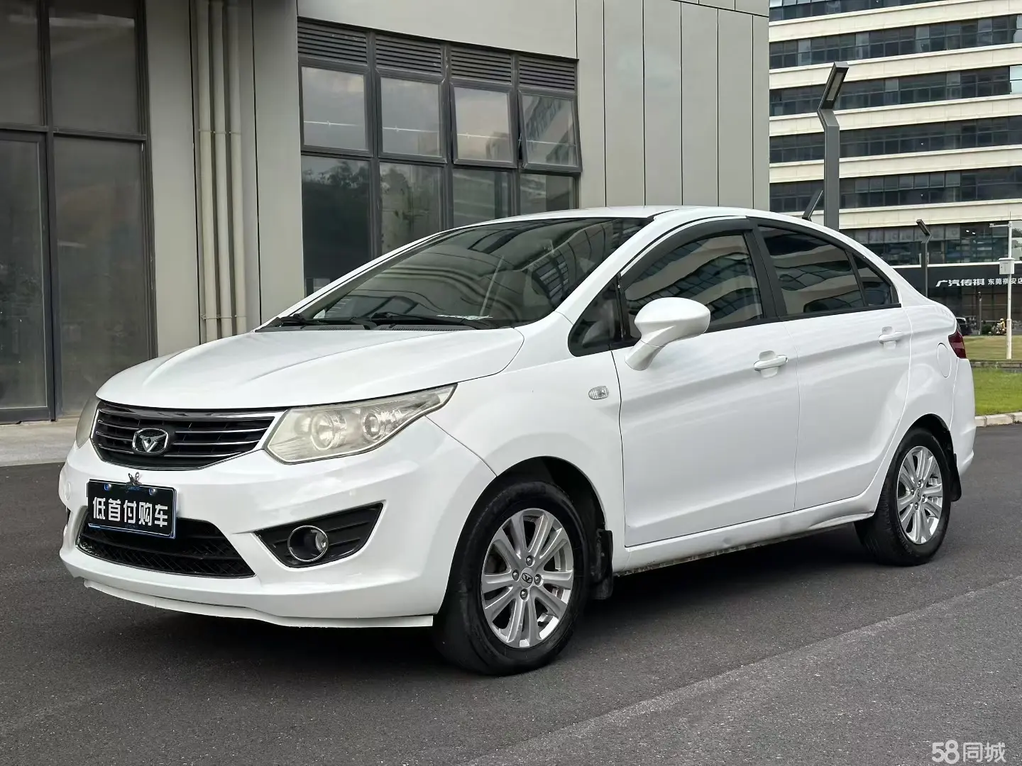 Kaiyi C3R 2016 #2 Kaiyi C3R 2016 car image #2