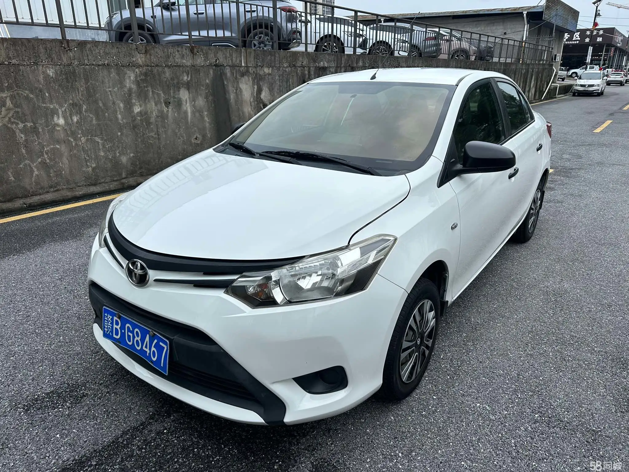 Toyota Vios 2015 immagine di auto #2