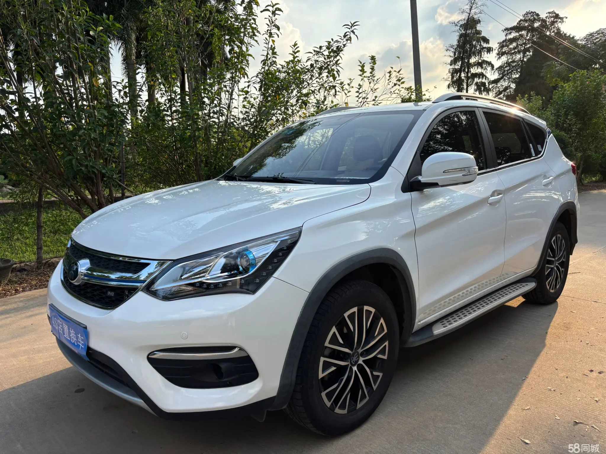 BYD Song New Energy 2018 #2 BYD Song New Energy 2018 car image #2