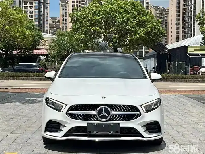 Mercedes-Benz A Class 2019 car image #2