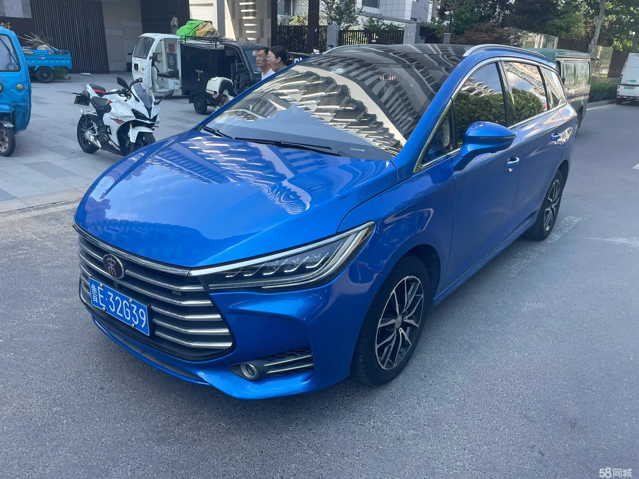 BYD Song MAX 2017 car image #2