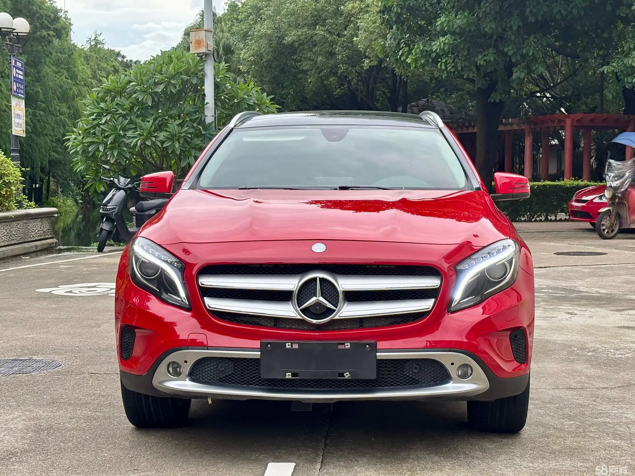 Mercedes-Benz GLA Class 2016 immagine di auto #2