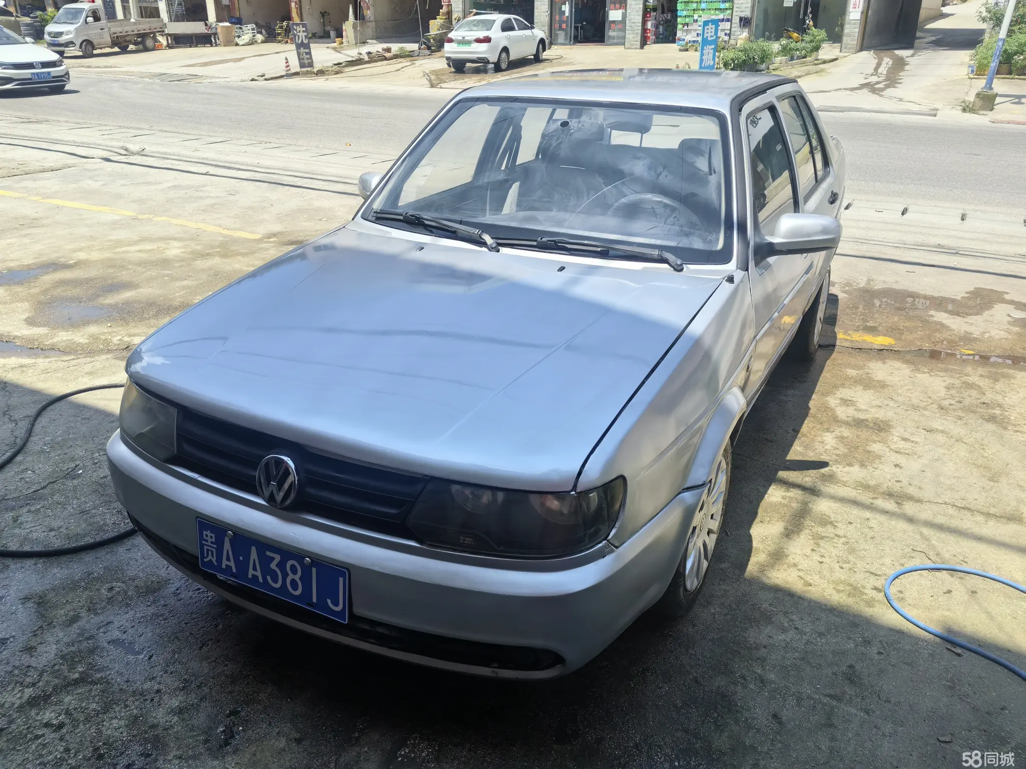 Volkswagen Jetta 2012 immagine di auto #2