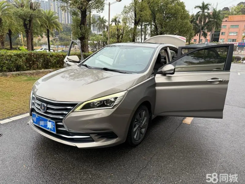 Changan Eado DT 2018 immagine di auto #2