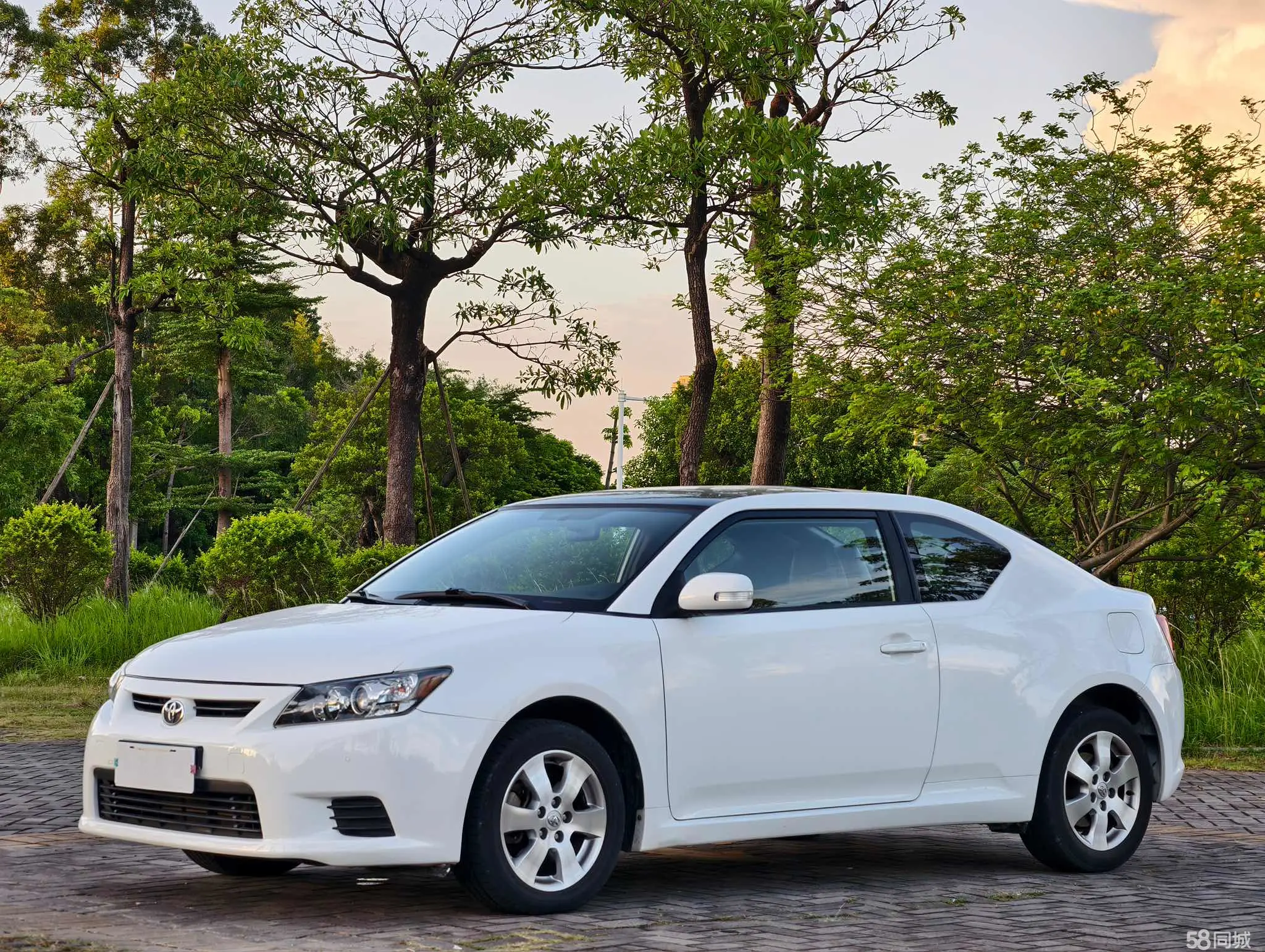 Toyota Zelas 2013 car image #2