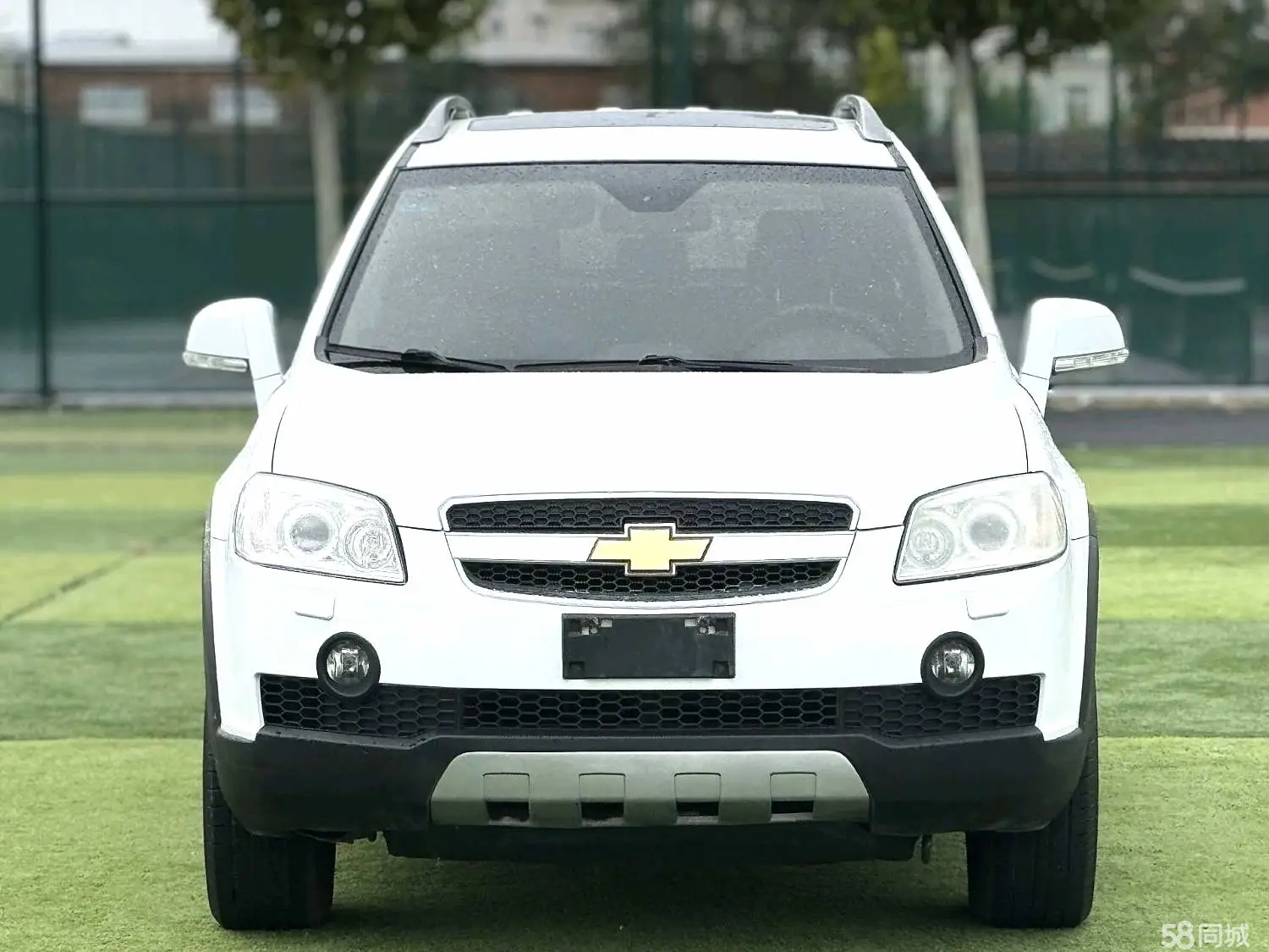 Chevrolet Captiva (Imported) 2010 car image #2