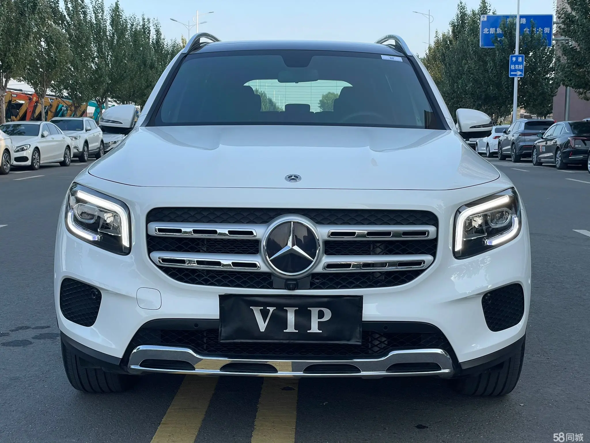 Mercedes-Benz GLB Class 2021 #2 Mercedes-Benz GLB Class 2021 car image #2