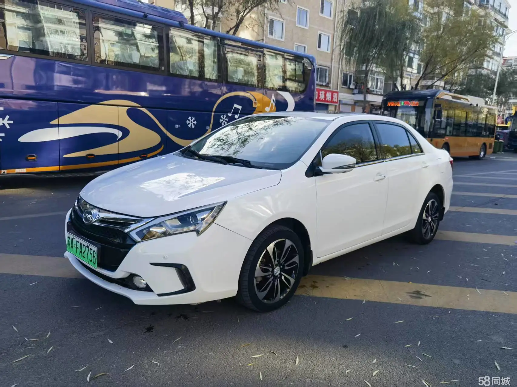 BYD Qin New Energy 2014 car image #2