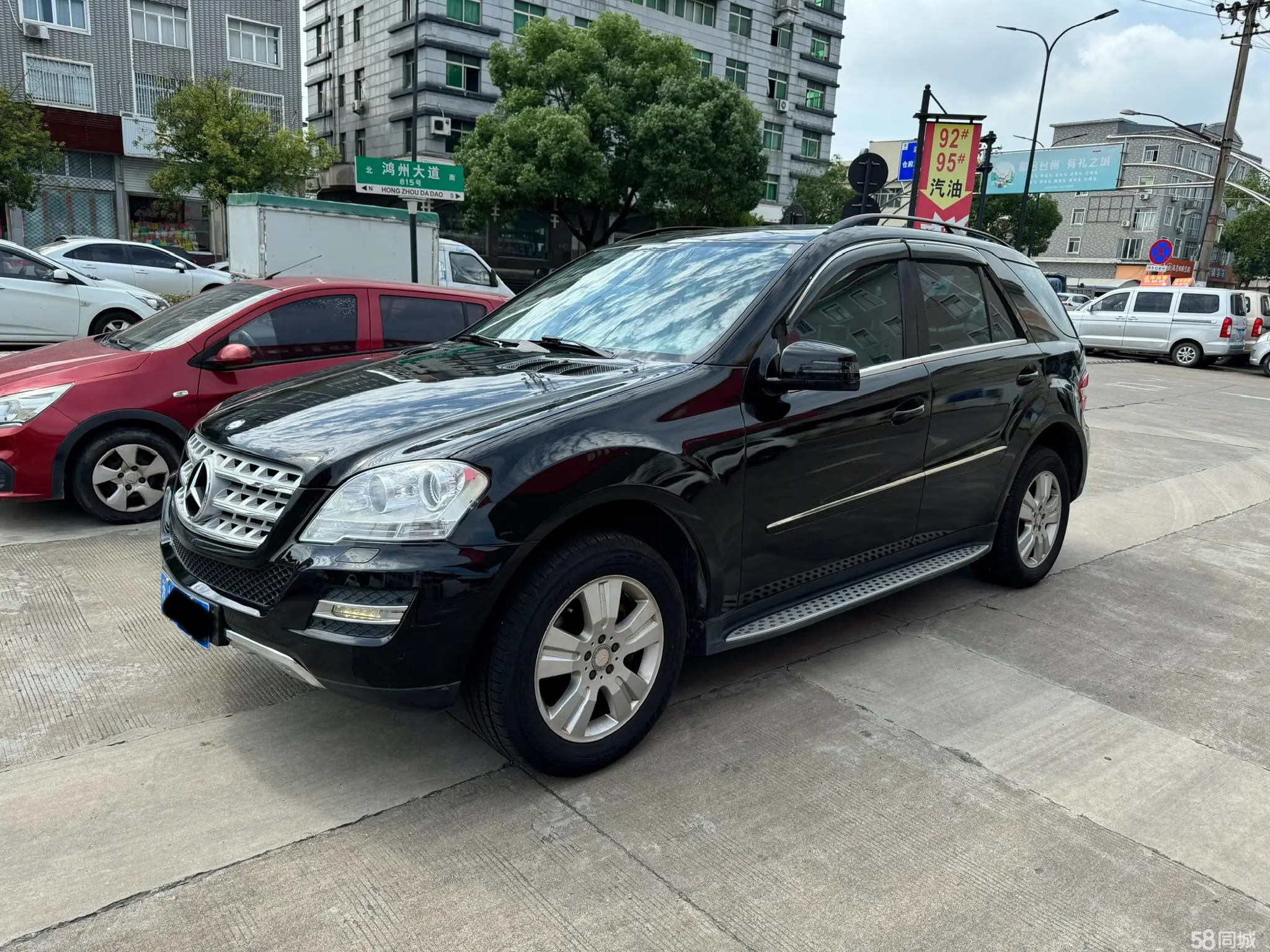 Mercedes-Benz M Class 2011 car image #2