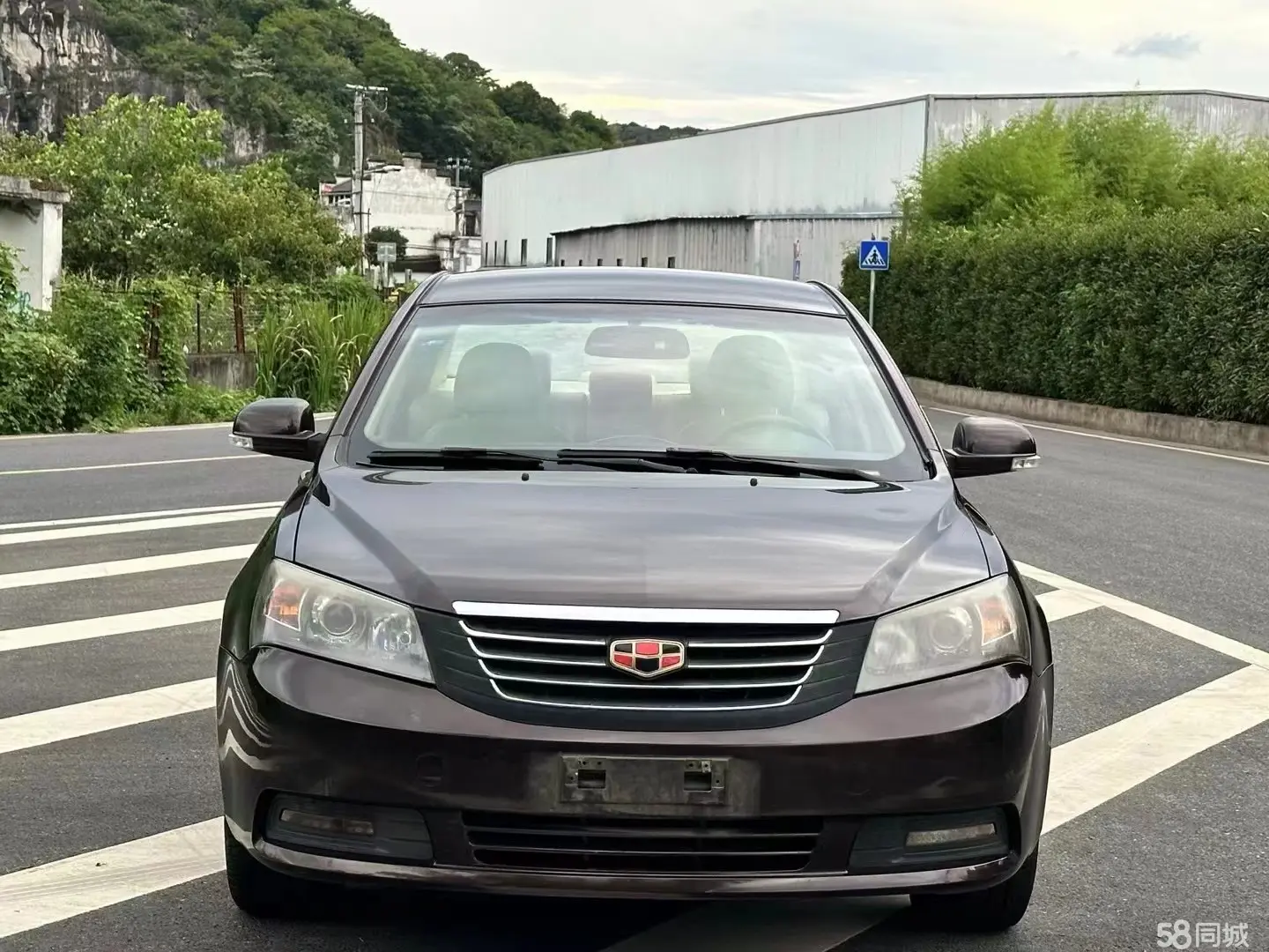 GEELY Emgrand 2014 car image #2