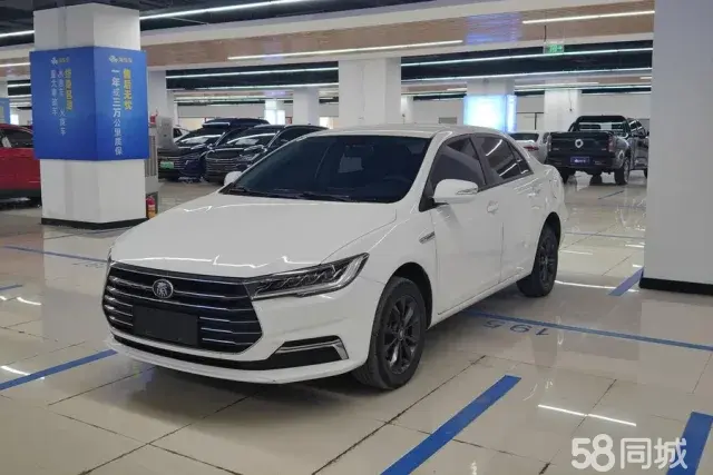 BYD Qin 2020 صورة سيارة #2