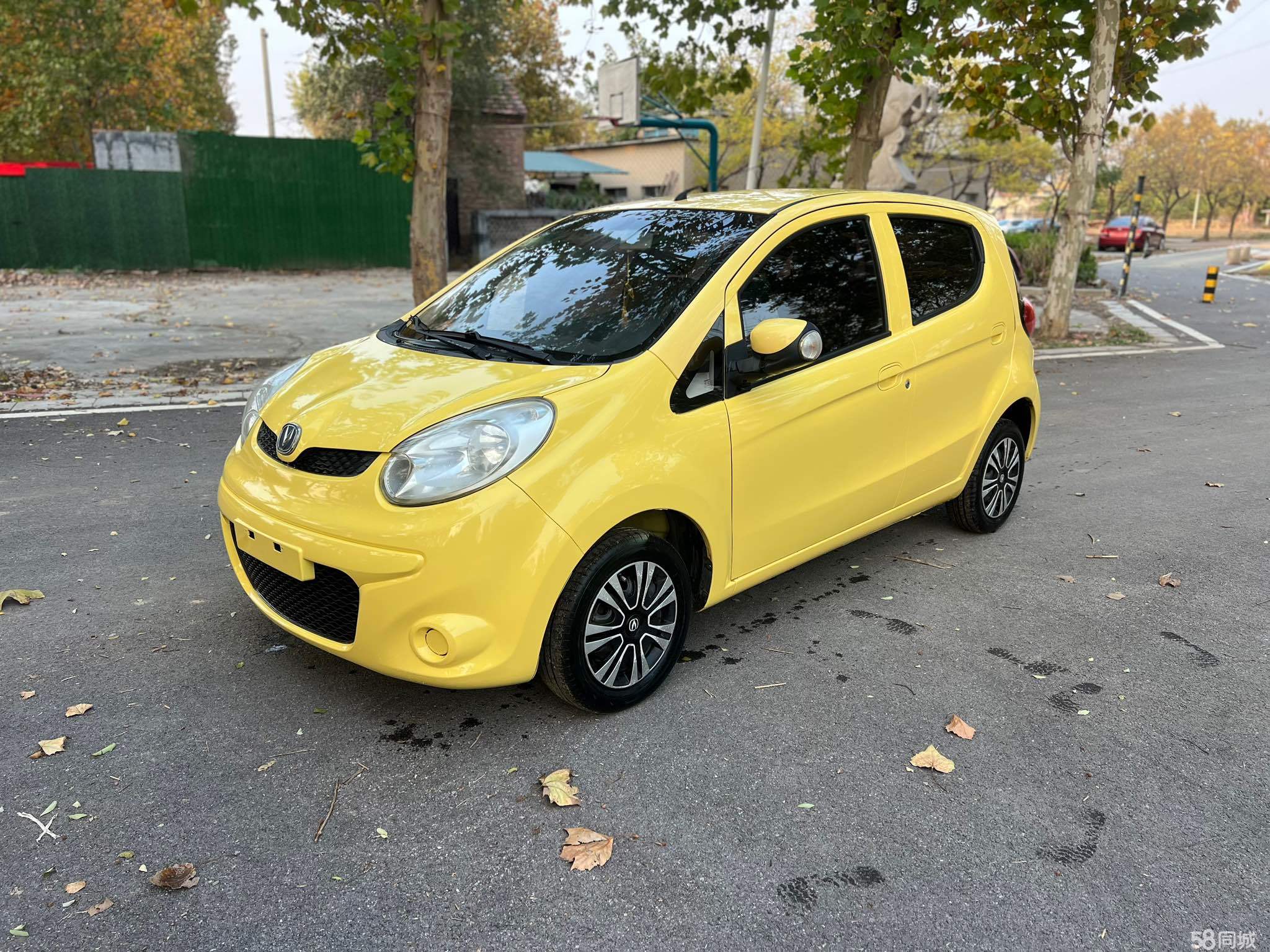 Changan BenBen MINI 2015 car image #2