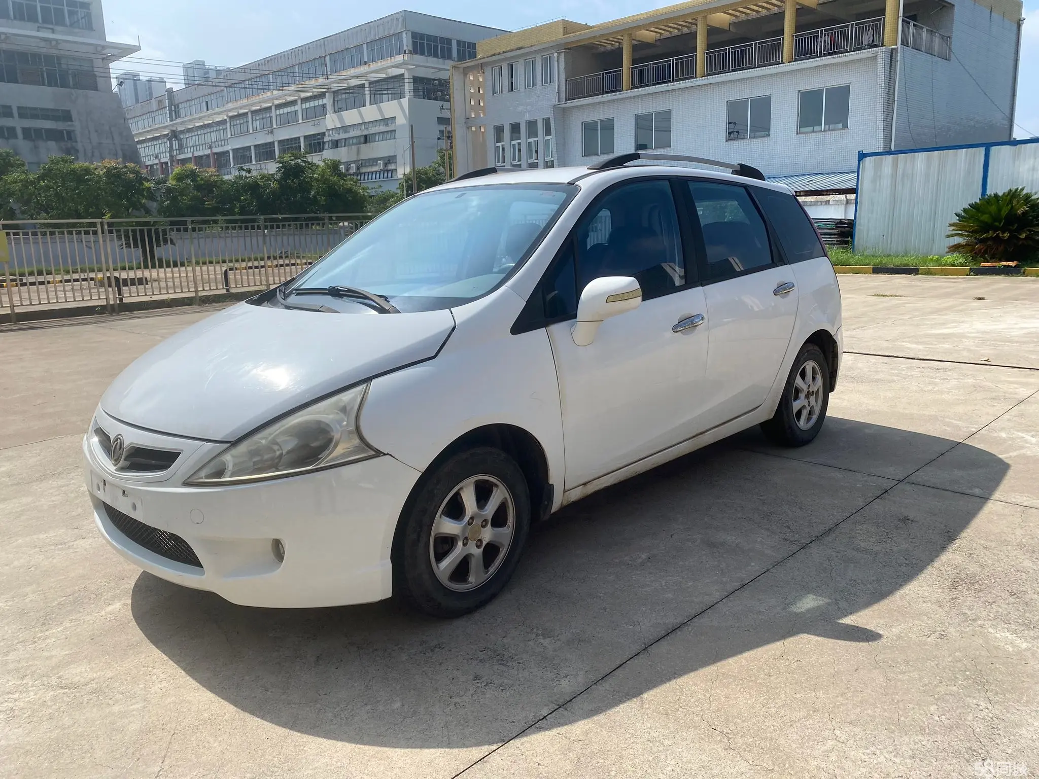 Forthing JOYEAR 2013 immagine di auto #2