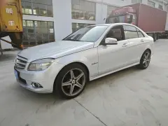 Mercedes-Benz B Class 2010 car image #2