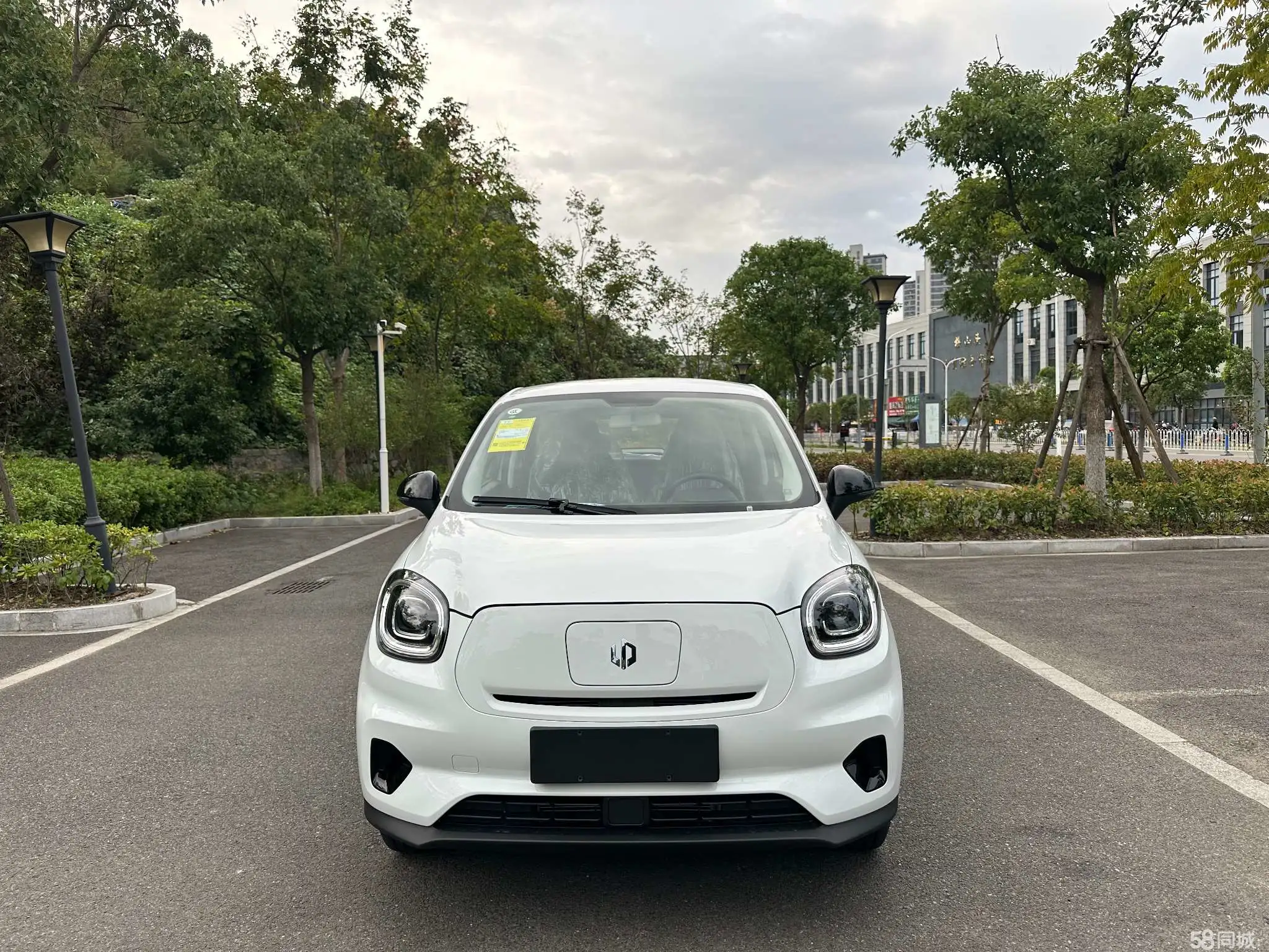 零跑汽车 零跑T03 2025 汽车图片 #2