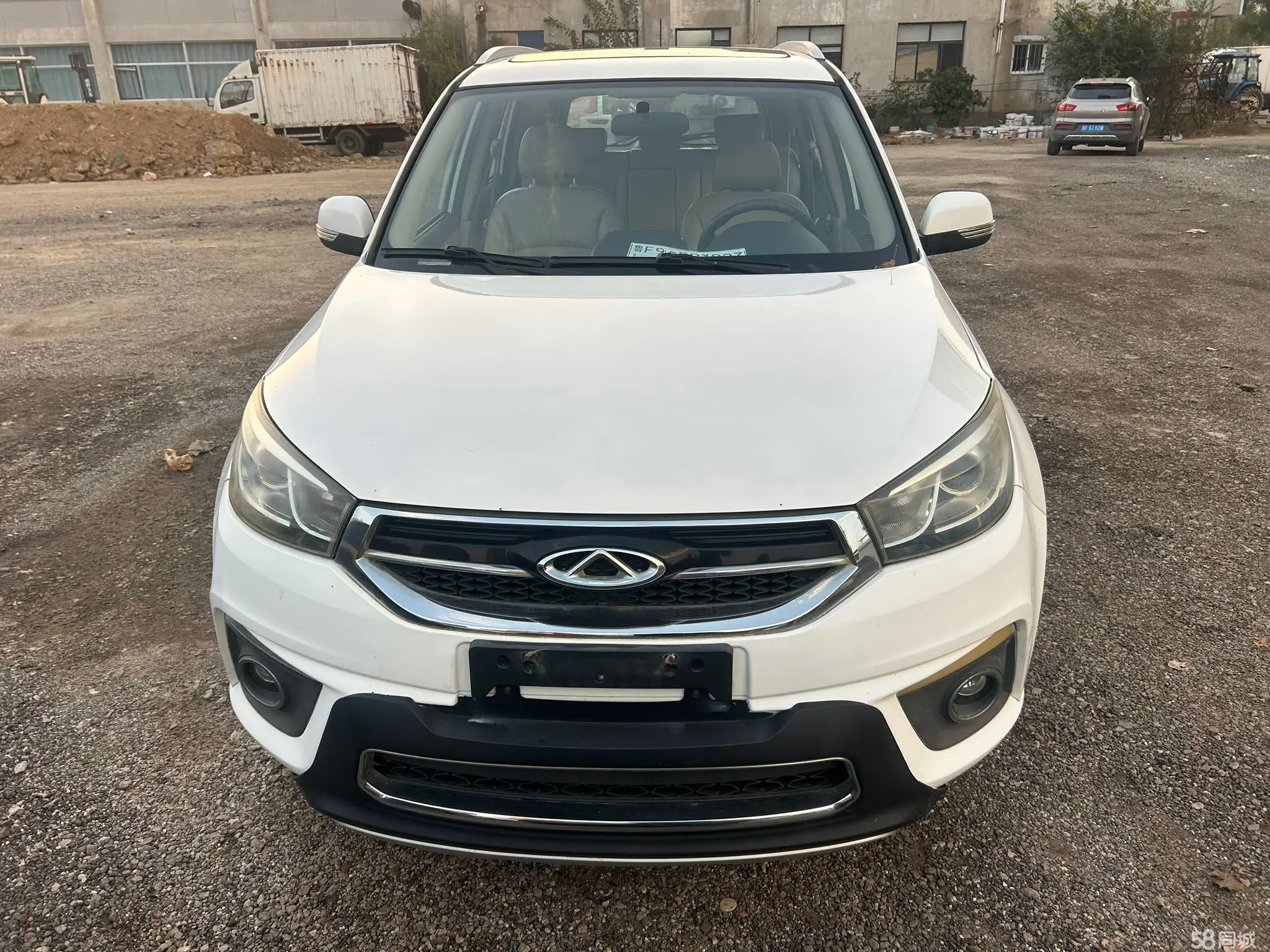 Chery Tiggo 3 2015 car image #2