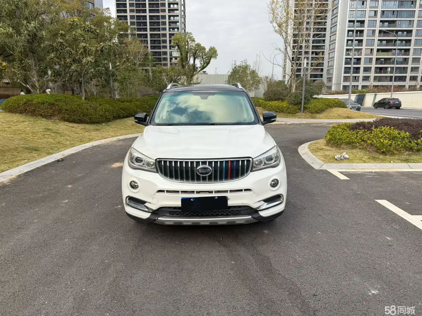 SWM斯威汽车 SWM斯威X7 2019 汽车图片 #2