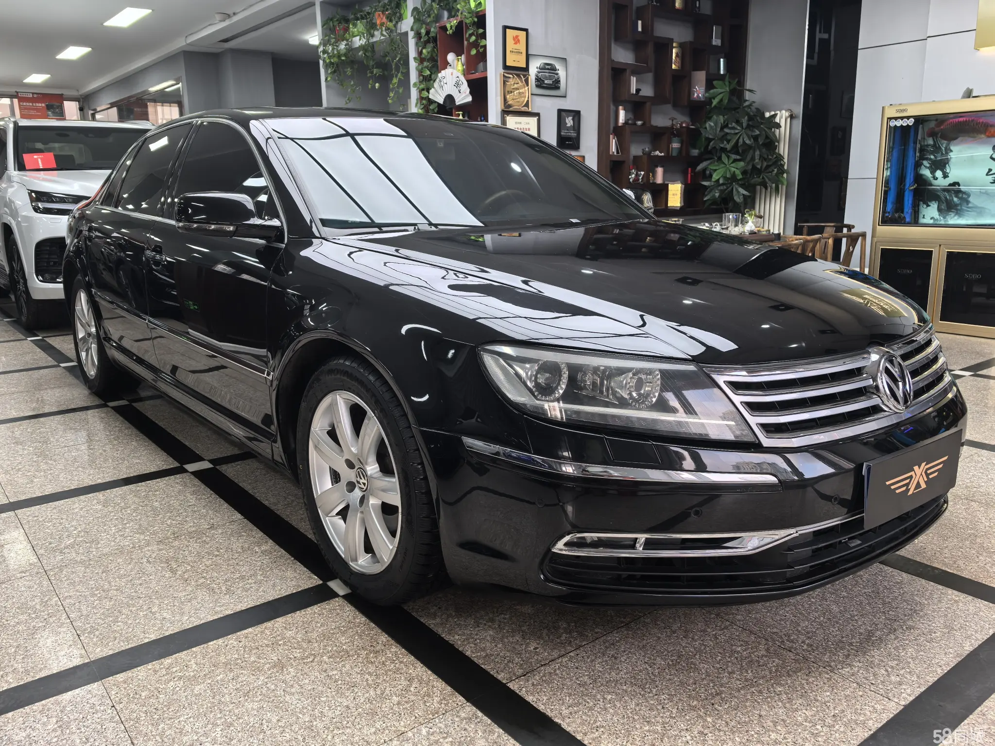 Volkswagen Pheaton 2011 immagine di auto #2