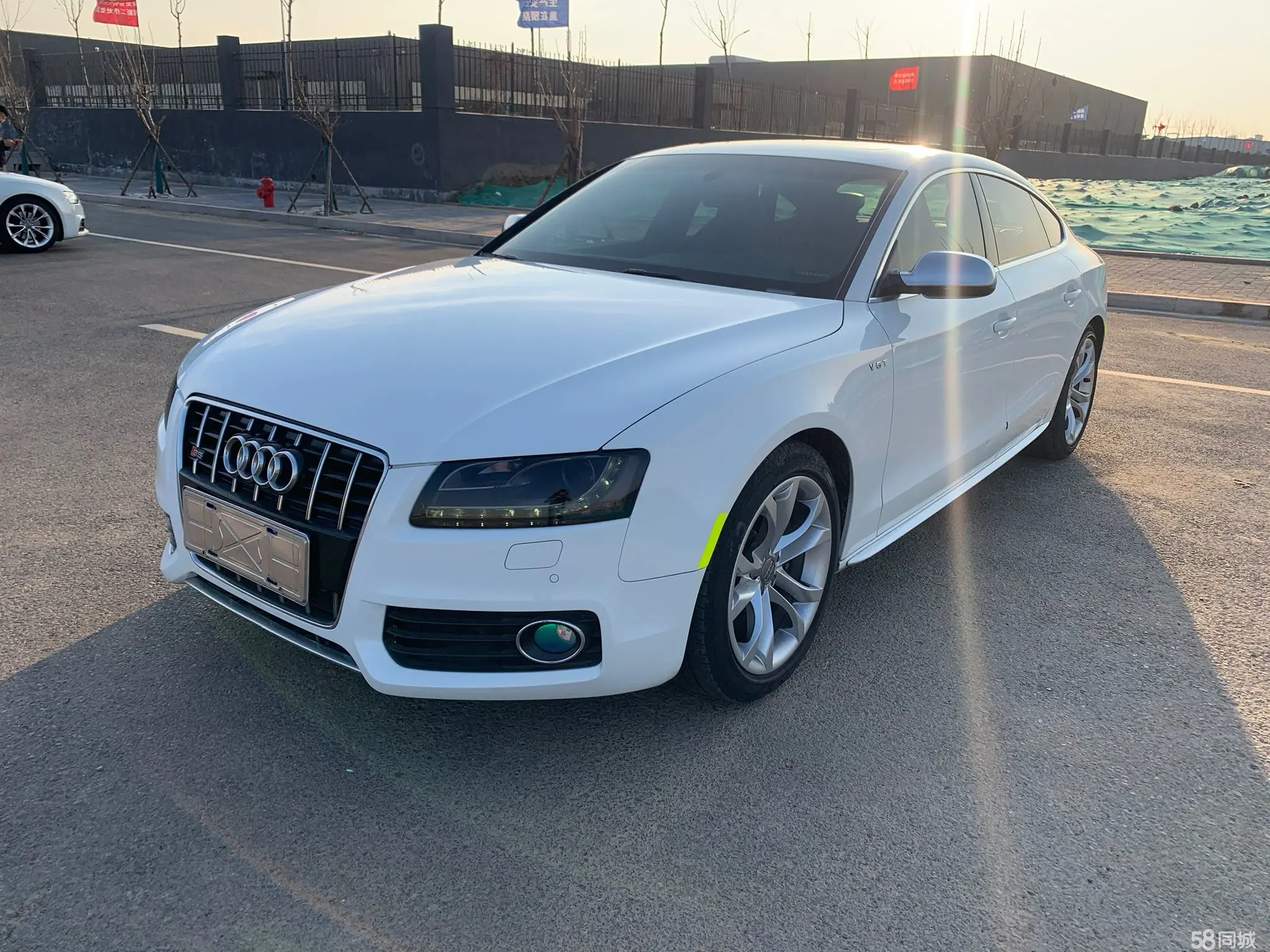 Audi S5 2011 car image #2