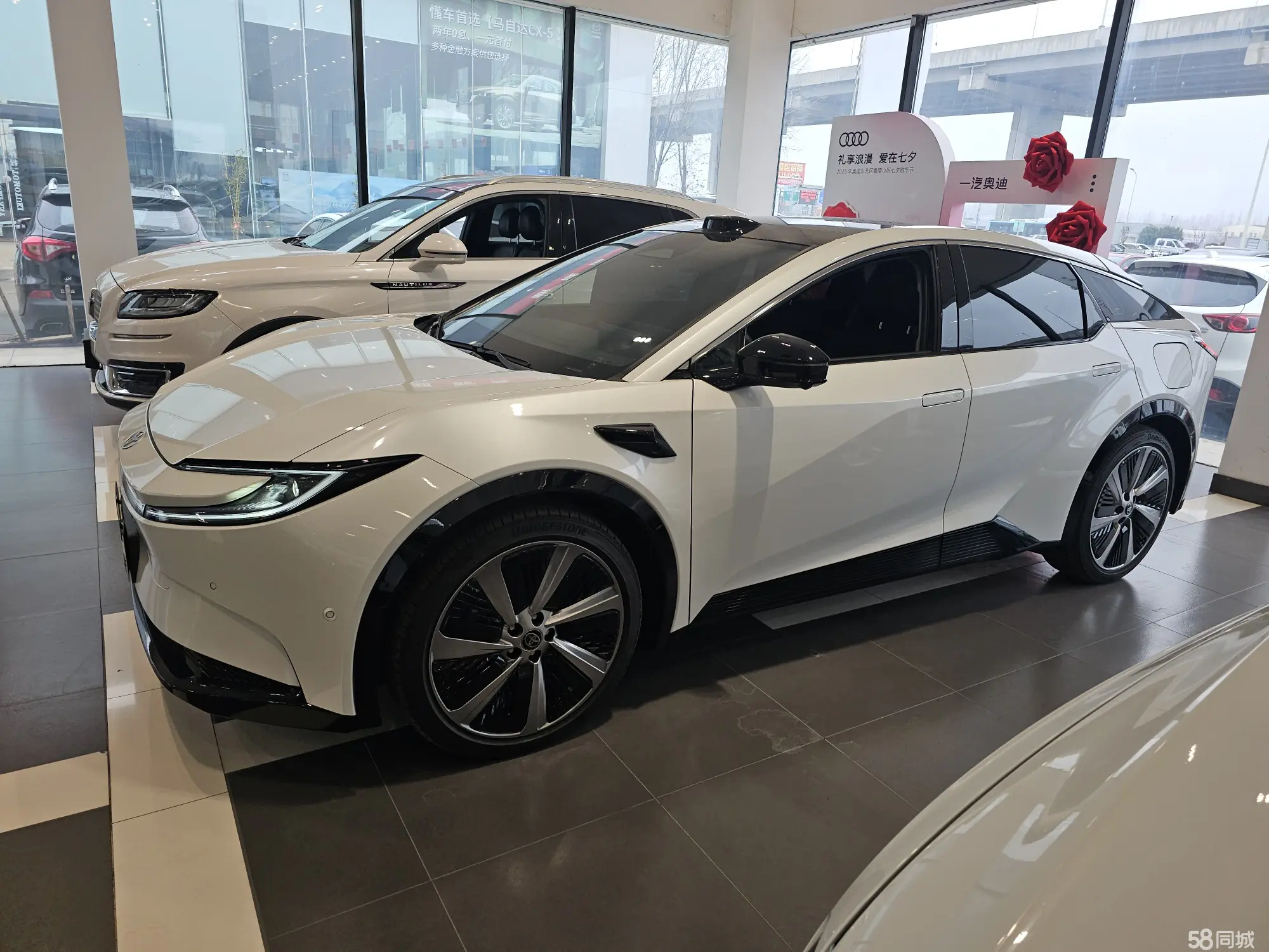 Toyota bZ5 2025 #2 Toyota bZ5 2025 car image #2