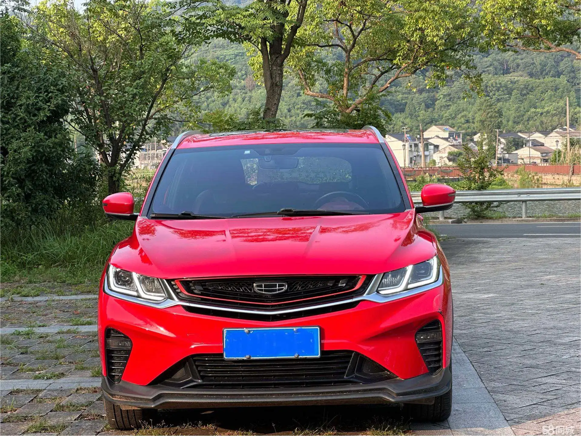 GEELY Coolray 2018 car image #2