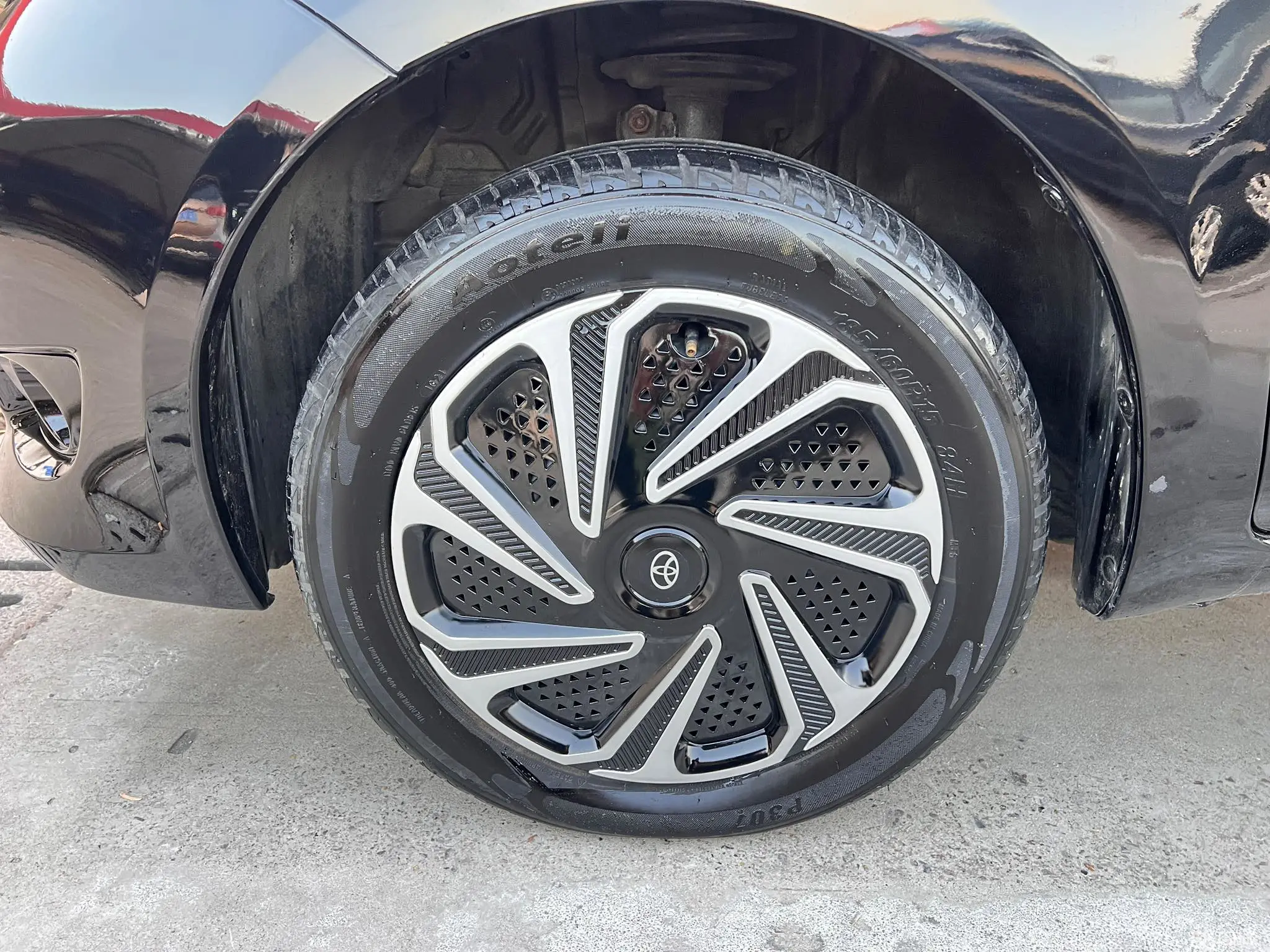 Toyota Yaris 2010 imagem de carro #2