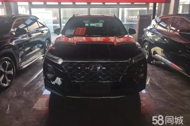 Hyundai Santa Fe 2022 car image #2